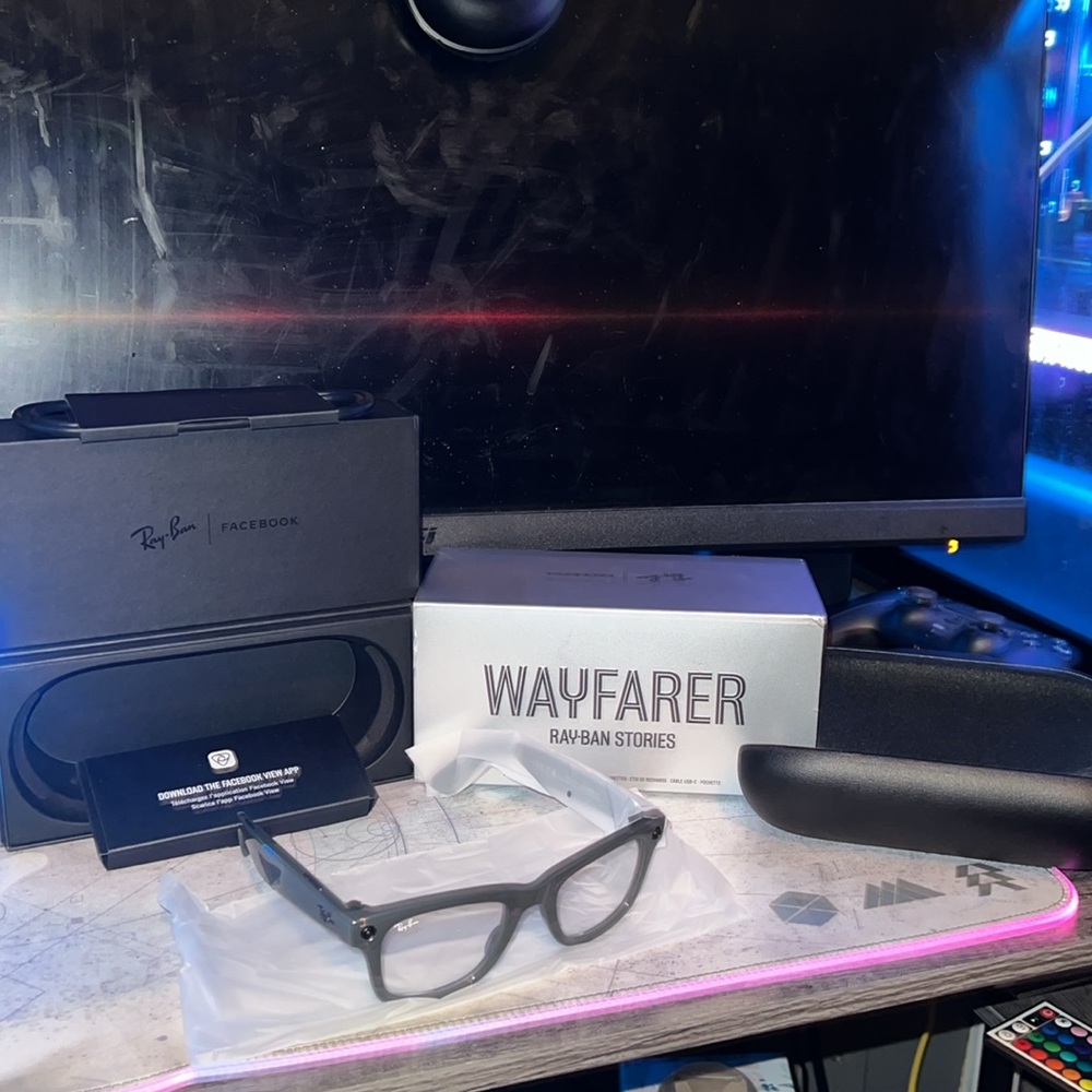 Rayban Wayfarer Stories, Shiny Olive frame, with transitions lenses g15 green